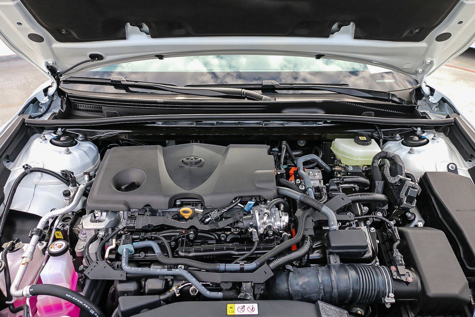 New 2026 Toyota Camry SE FWD image 14