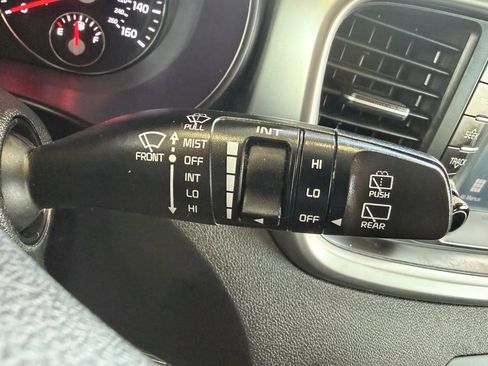 Used 2019 Kia Sorento LX image 13