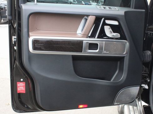 Used 2019 Mercedes-Benz G 550 image 11