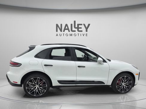 Used 2023 Porsche Macan S image 6