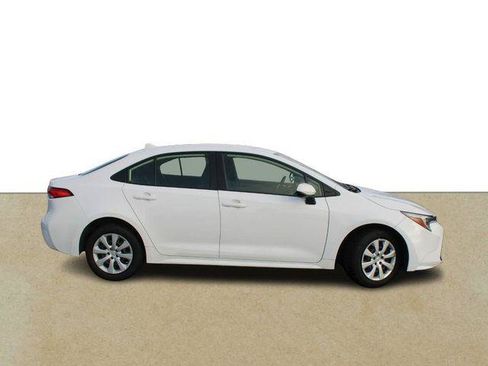 Certified 2024 Toyota Corolla LE FWD image 2