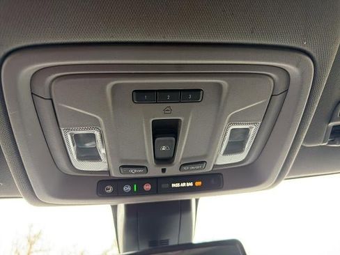 Used 2021 GMC Sierra 1500 SLT w/ SLT Premium Plus Package image 34