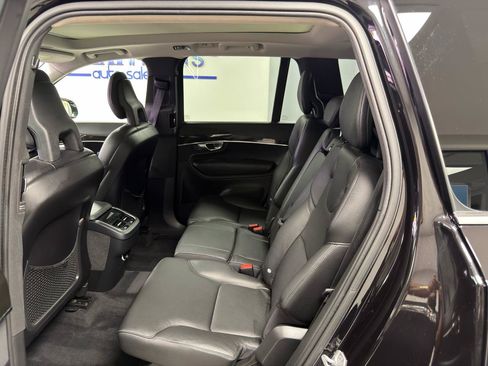 Used 2018 Volvo XC90 T6 Momentum w/ Convenience Package AWD/4WD image 30