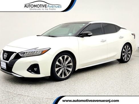 Used 2023 Nissan Maxima Platinum w/ Sport Mat Group FWD image 1