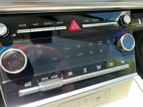 Used 2025 Hyundai Santa Fe SEL AWD/4WD image 34