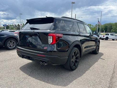 Certified 2023 Ford Explorer ST w/ Equipment Group 401A AWD/4WD image 4