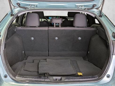 Used 2018 Toyota Prius One w/ Carpet Mat Package image 6