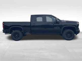 New 2026 Chevrolet Silverado 2500 ZR2 video 2
