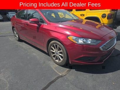 Used 2017 Ford Fusion SE w/ Fusion SE Technology Package