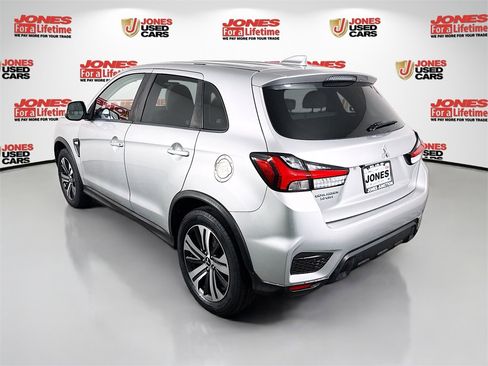 Used 2020 Mitsubishi Outlander Sport ES image 2