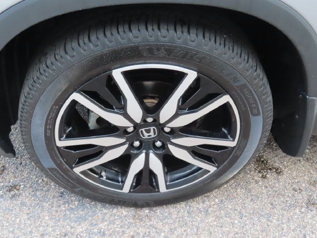 Used 2019 Honda Pilot Touring image 19