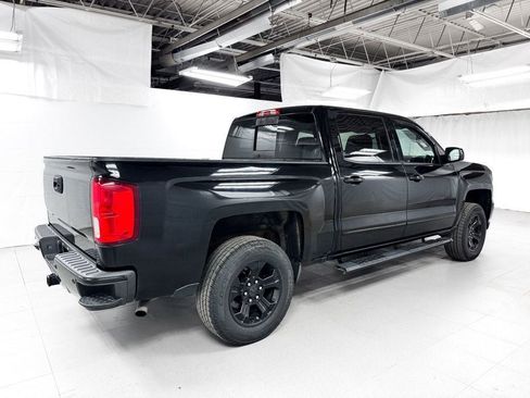 Used 2017 Chevrolet Silverado 1500 LTZ Z71 w/ LTZ Plus Package AWD/4WD image 5