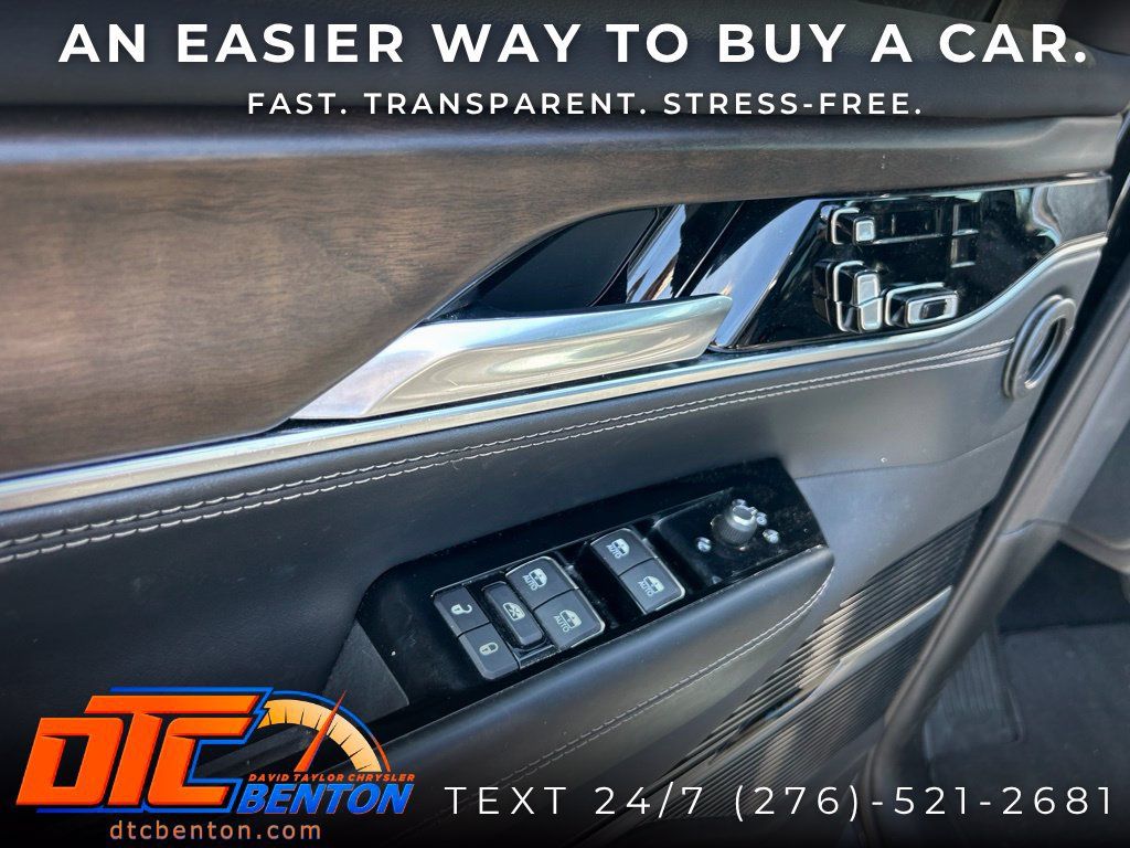 Used 2022 Jeep Grand Wagoneer Series II w/ Rear Seat Video Group 1 AWD/4WD image 11