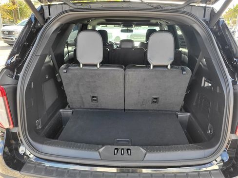 Certified 2022 Ford Explorer ST w/ Equipment Group 401A image 6