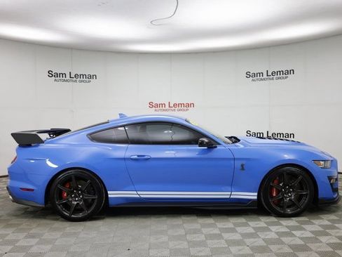 Used 2022 Ford Mustang Shelby GT500 w/ Carbon Fiber Track Pack RWD image 24