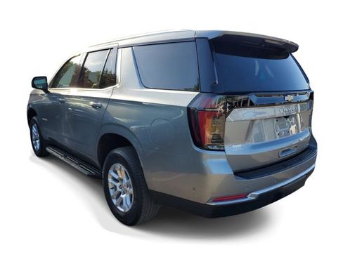 Used 2025 Chevrolet Tahoe LT AWD/4WD image 3