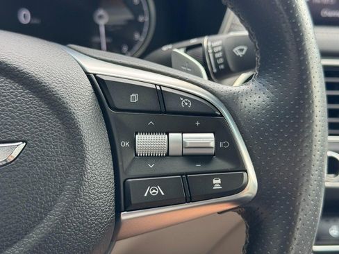 Used 2023 Genesis G70 2.0T AWD/4WD image 17