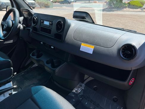 New 2026 Mercedes-Benz Sprinter 2500 image 19