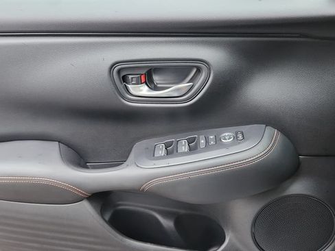Used 2025 Honda HR-V Sport image 6