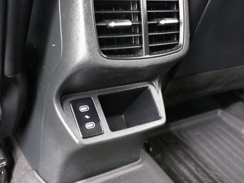 Used 2024 Kia Seltos S FWD image 26