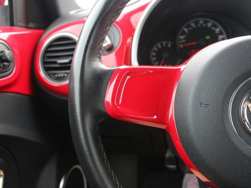 Used 2012 Volkswagen Beetle 2.5 FWD image 10