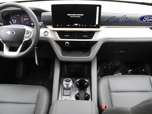 New 2026 Ford Explorer Active image 12