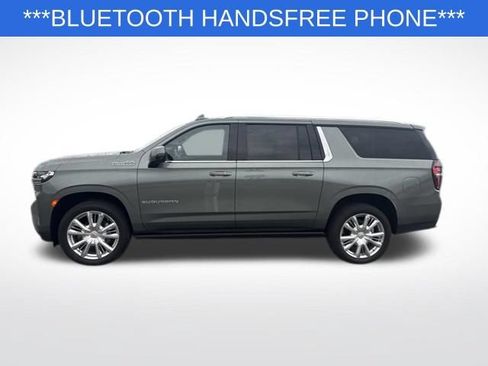 Used 2023 Chevrolet Suburban High Country AWD/4WD image 2