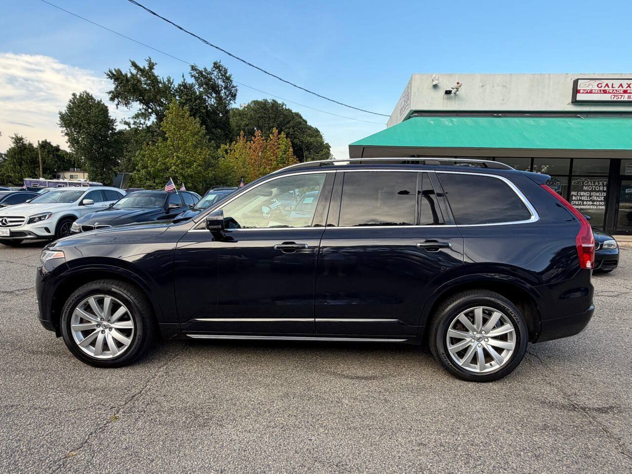 Used 2016 Volvo XC90 T6 Momentum AWD/4WD image 9