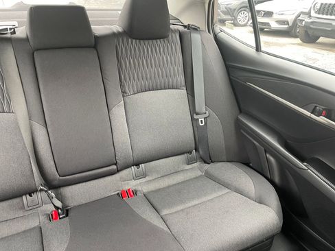 Used 2025 Toyota Camry LE image 36