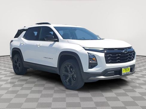 New 2026 Chevrolet Equinox LT w/ Midnight Edition FWD image 3