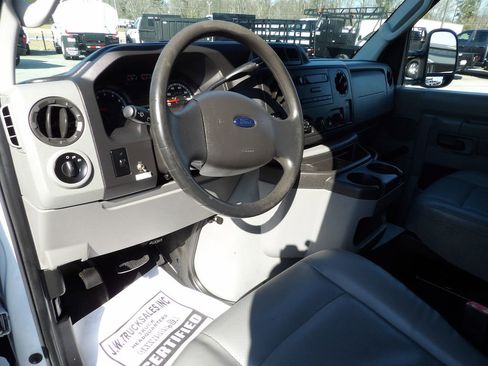 Used 2014 Ford E-150 and Econoline 150 image 15