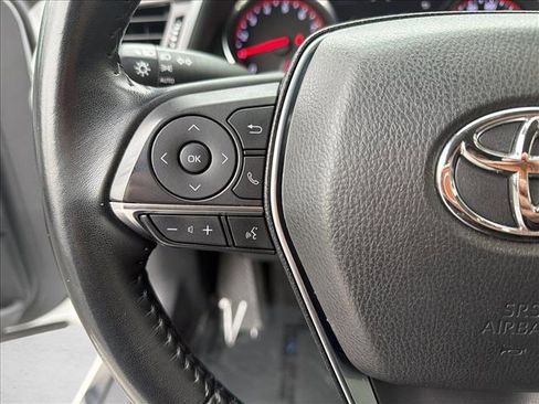 Used 2019 Toyota Camry XSE image 15