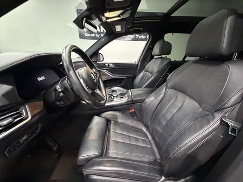 Used 2021 BMW X5 xDrive40i w/ M Sport Package AWD/4WD image 19