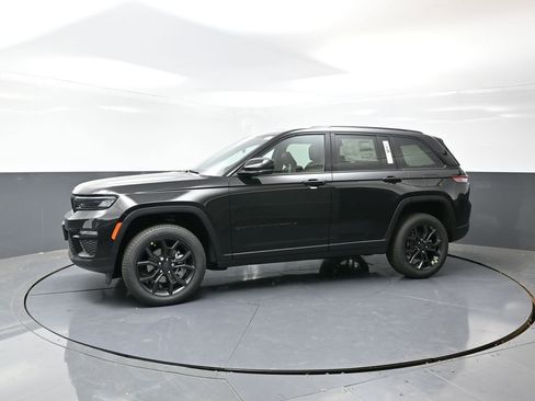 New 2025 Jeep Grand Cherokee Limited image 10