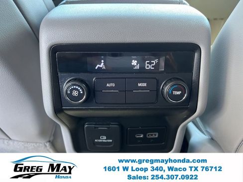 Used 2023 GMC Acadia SLT AWD/4WD image 19