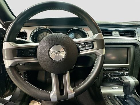 Used 2010 Ford Mustang GT Premium RWD image 13