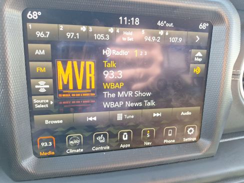 Used 2023 Jeep Wrangler Sahara w/ Cold Weather Group image 26