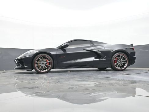 Used 2023 Chevrolet Corvette Stingray Premium Conv w/ Z51 Performance Package RWD image 50
