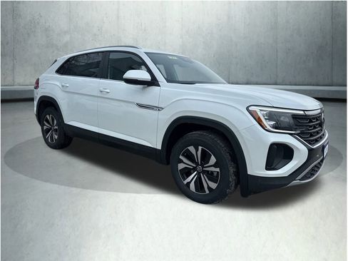 New 2026 Volkswagen Atlas Cross Sport SE image 4