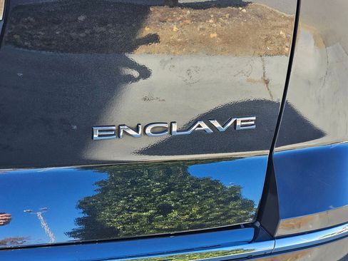 Used 2014 Buick Enclave Leather w/ Trailering Provision Package image 29