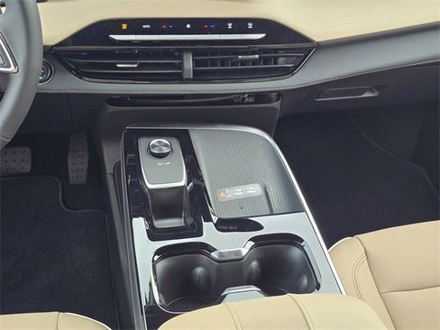 New 2026 Buick Enclave Preferred image 16