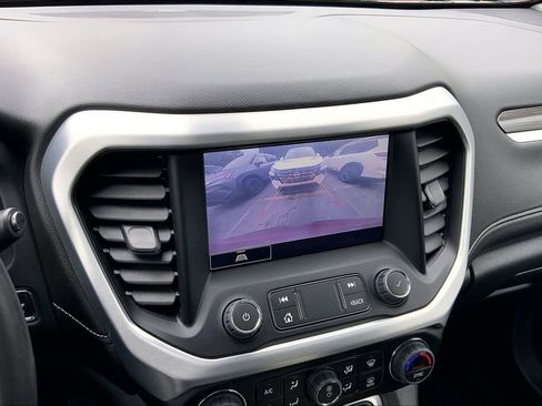 Used 2023 GMC Acadia SLT FWD image 11