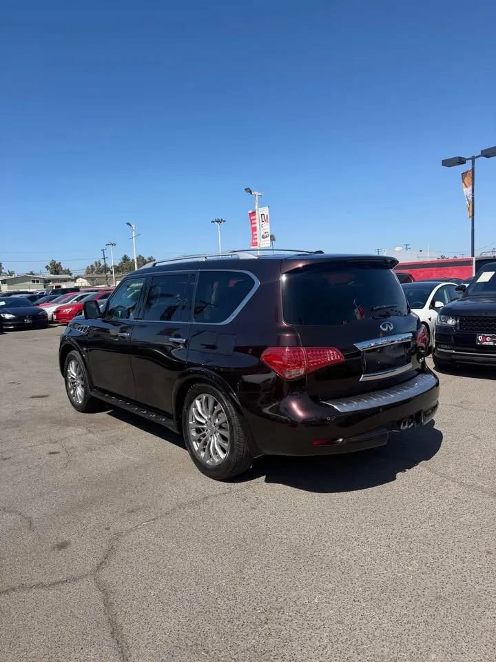 Used 2016 INFINITI QX80 2WD w/ 22" Wheel Package image 3
