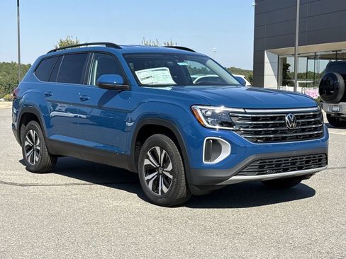 New 2026 Volkswagen Atlas SE image 7