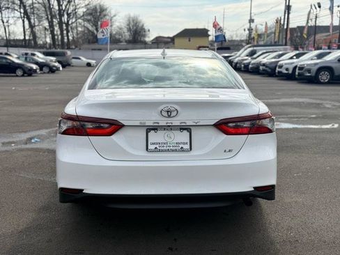 Used 2023 Toyota Camry LE FWD image 7