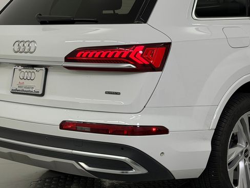 Used 2022 Audi Q7 2.0T Premium w/ Convenience Package image 12