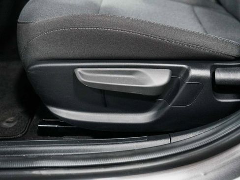 Used 2025 Kia K4 LXS image 28