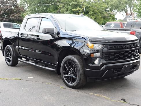 Used 2024 Chevrolet Silverado 1500 Custom AWD/4WD image 4