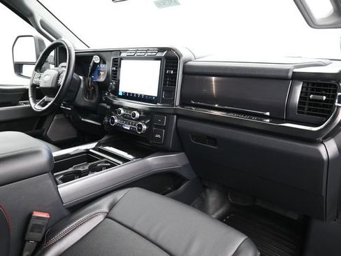 Used 2024 Ford F250 Lariat w/ Lariat Ultimate Package AWD/4WD image 10