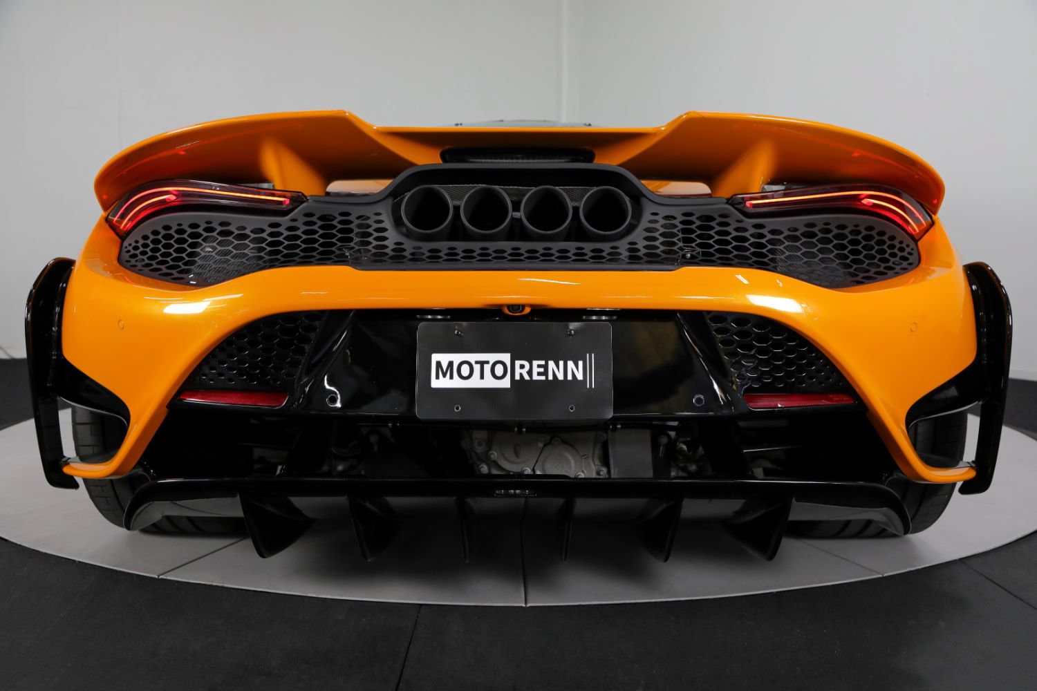 Used 2021 McLaren 765LT RWD image 29